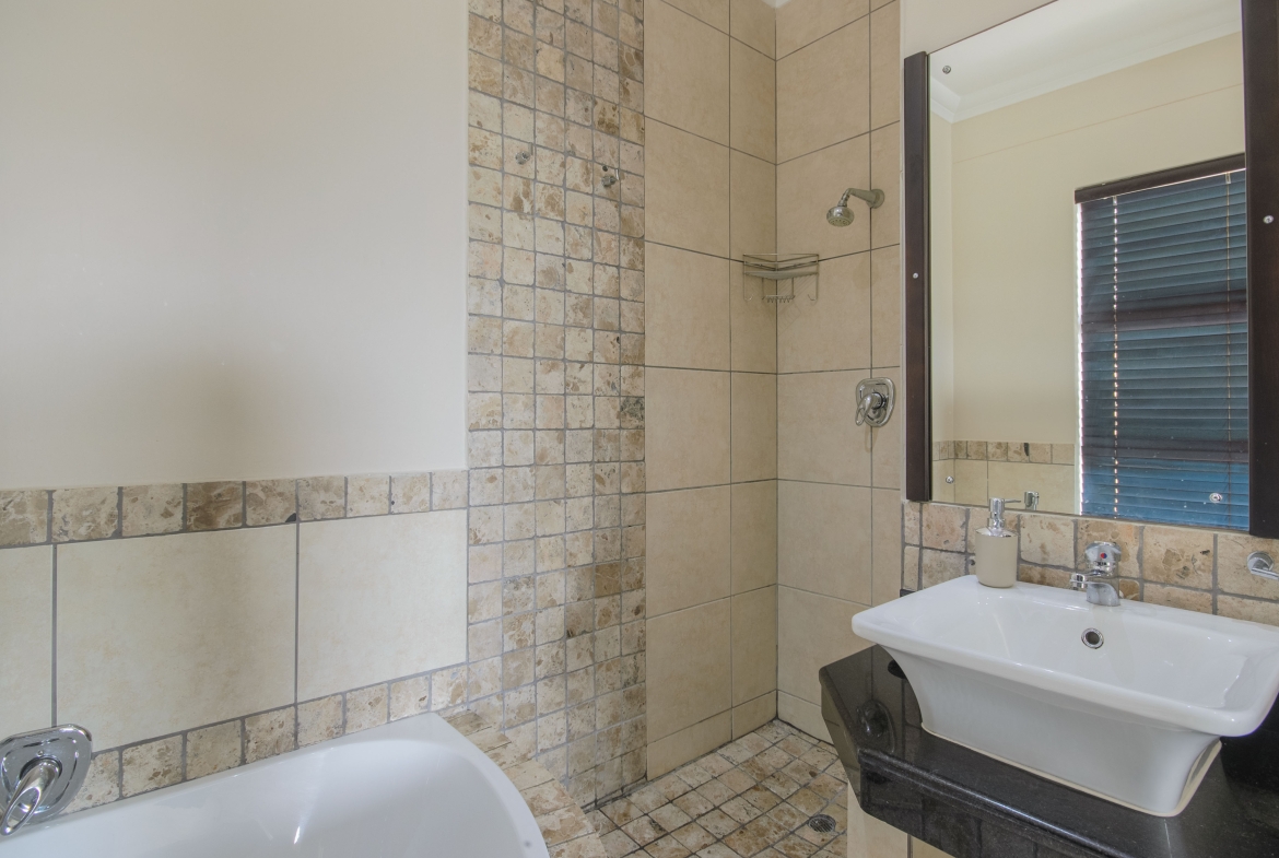 180° Sea Views | Spacious 4-Bedroom Apartment | Sole Mandate