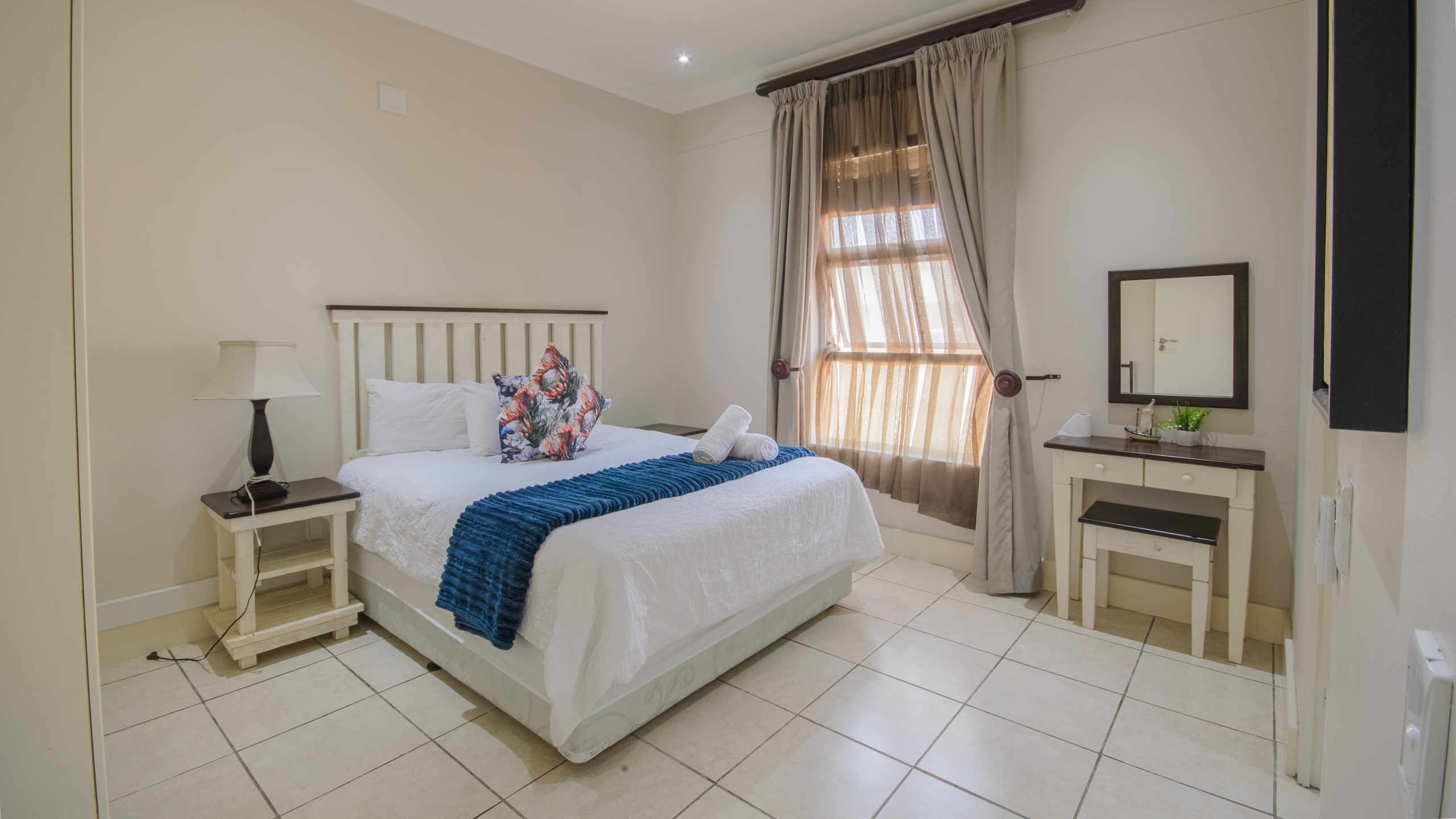 180° Sea Views | Spacious 4-Bedroom Apartment | Sole Mandate