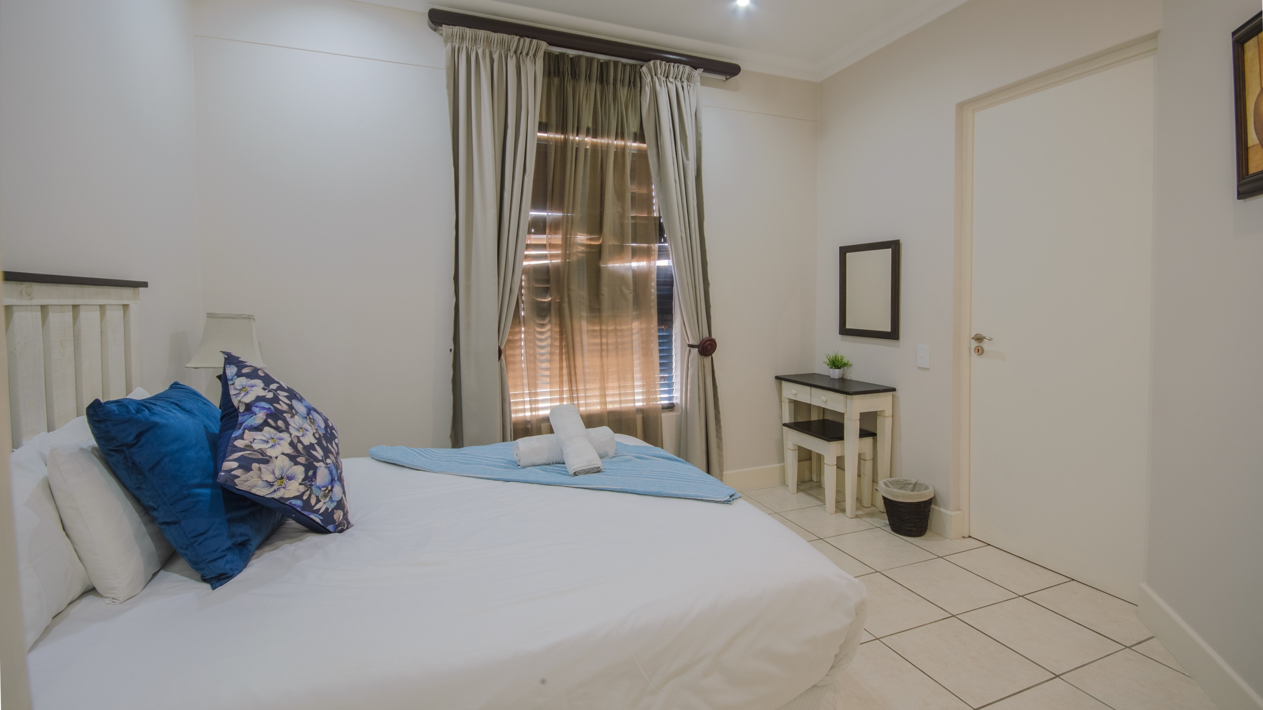180° Sea Views | Spacious 4-Bedroom Apartment | Sole Mandate