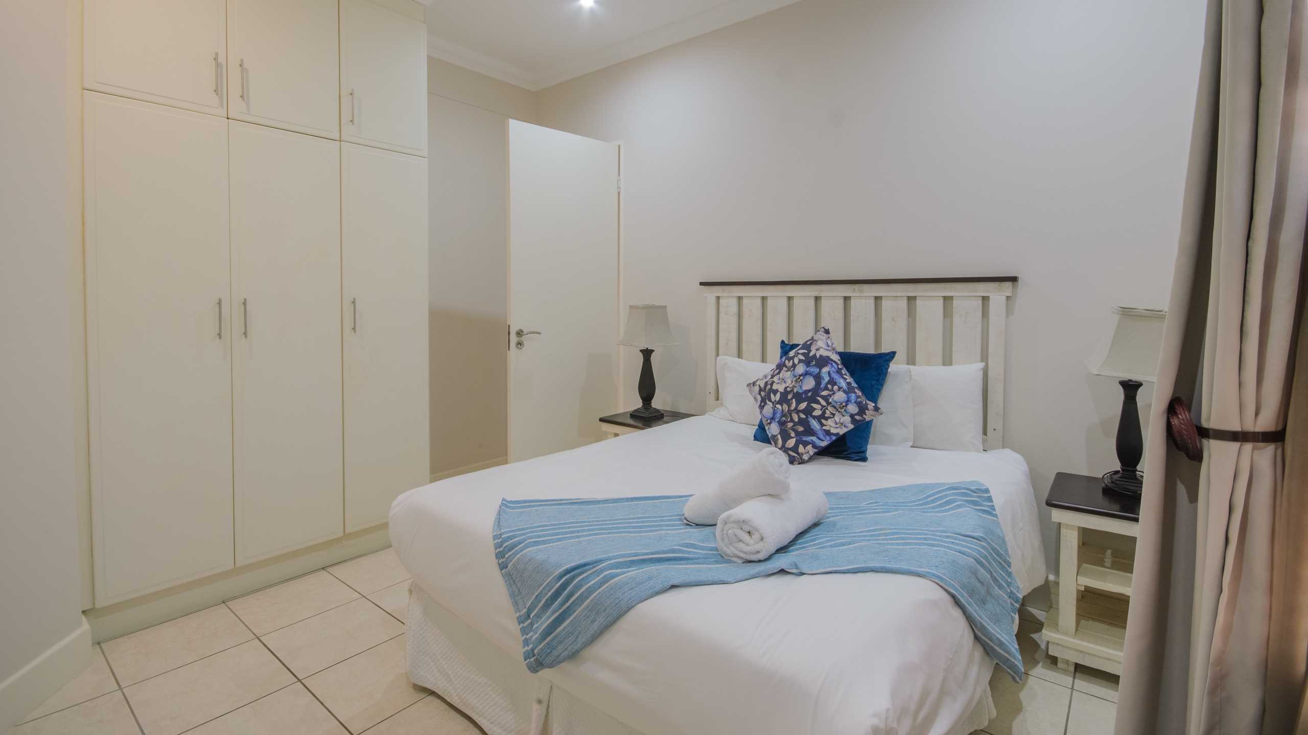 180° Sea Views | Spacious 4-Bedroom Apartment | Sole Mandate