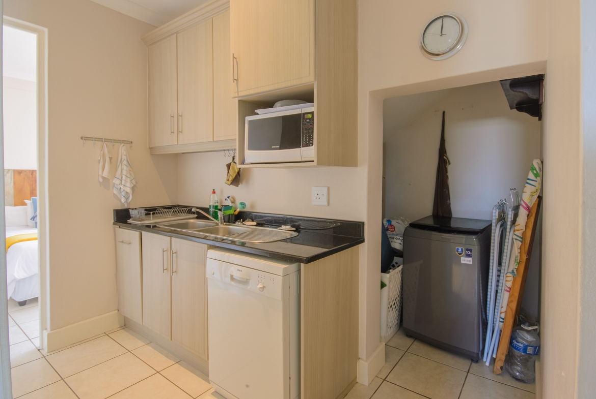 180° Sea Views | Spacious 4-Bedroom Apartment | Sole Mandate