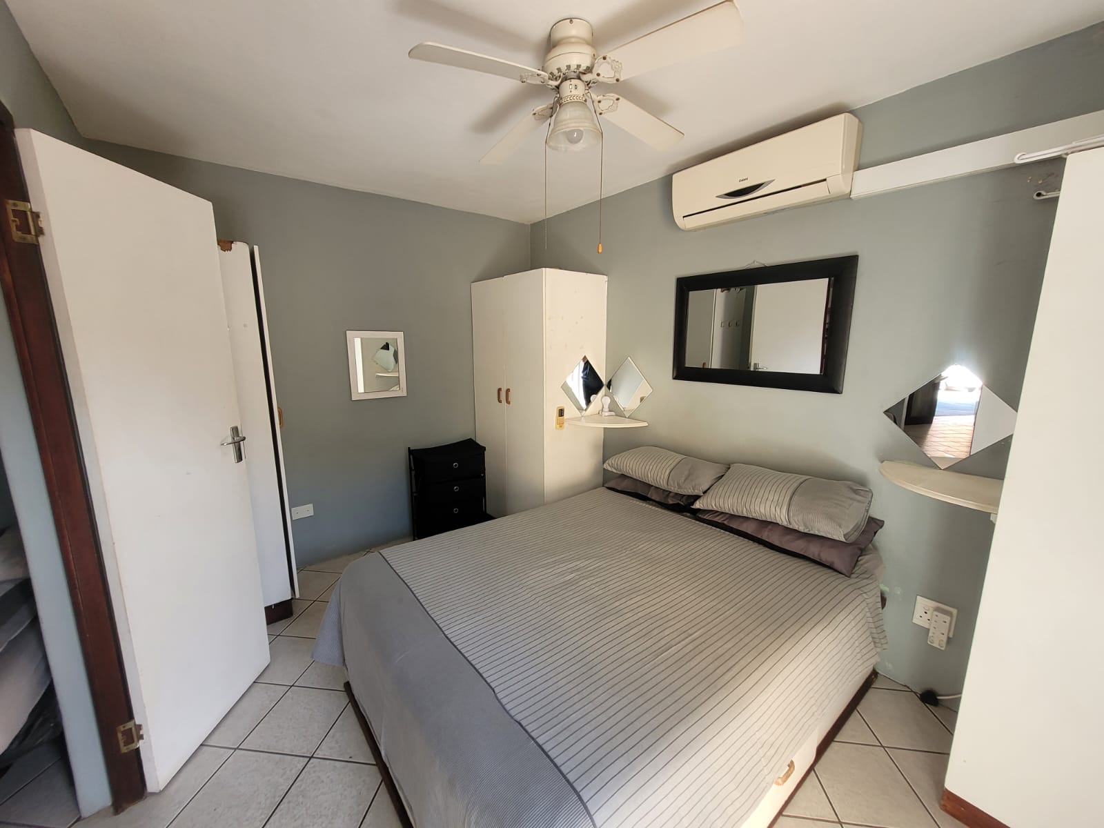 Coastal Living at Its Best – Furnished Ground Floor 1 Bedroom Apartment for Sale Just 200m from Uvongo Beach