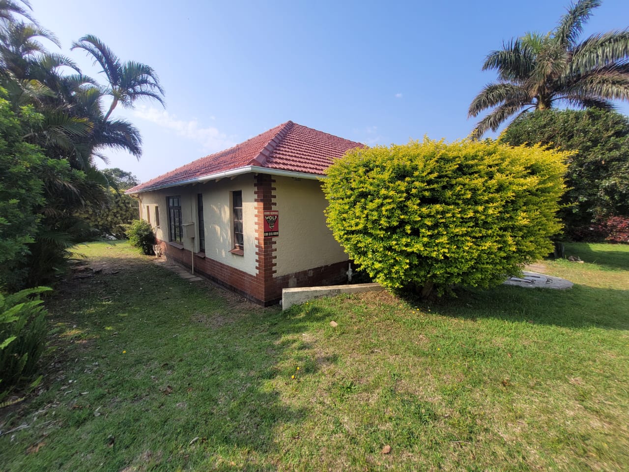 4 Bedroom, 6 Bathroom Home with a Flat