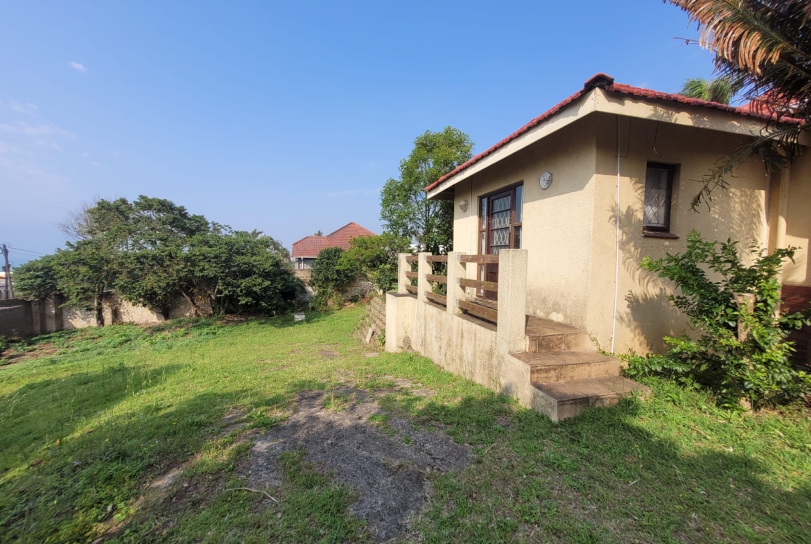 4 Bedroom, 6 Bathroom Home with a Flat