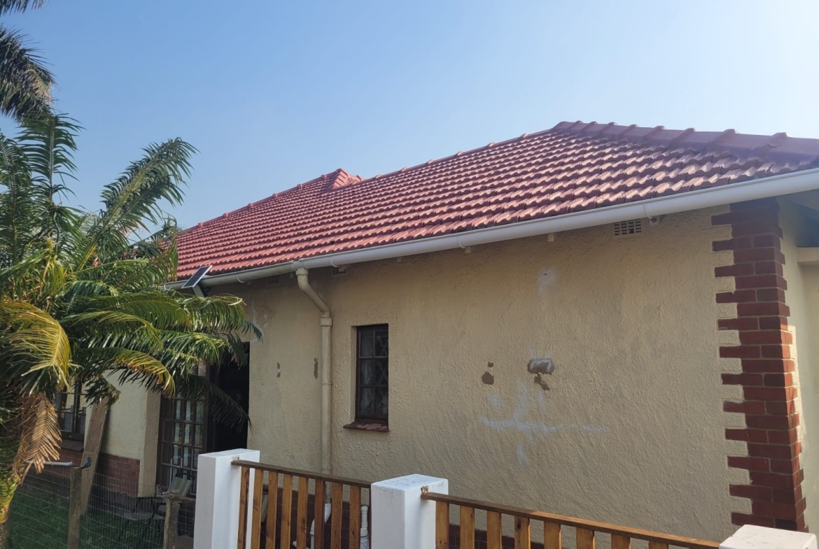 4 Bedroom, 6 Bathroom Home with a Flat