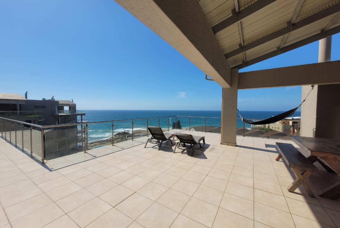Luxurious Fully Furnished 3-Bedroom Penthouse with Panoramic 180Sea Views Margate