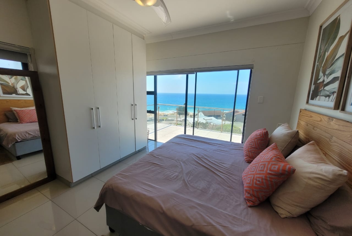 Luxurious Fully Furnished 3-Bedroom Penthouse with Panoramic 180Sea Views Margate