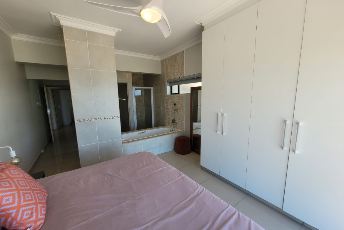 Luxurious Fully Furnished 3-Bedroom Penthouse with Panoramic 180Sea Views Margate