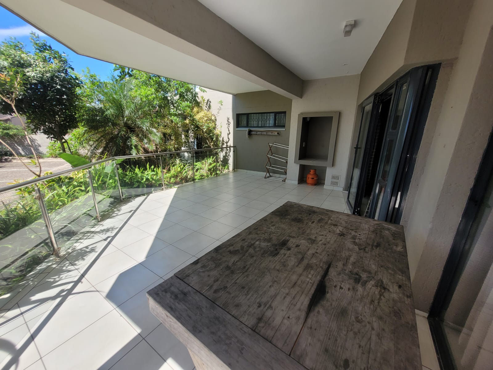 IMG-20251022-WA0029 Ground Floor 3-Bedroom Sea View Apartment – Fully Furnished and Income-Generating Margate Kzn