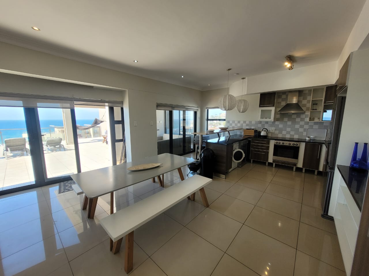 Stunning 3-Bedroom Sea View Apartment – Fully Furnished and Income-Generating Margate Kzn