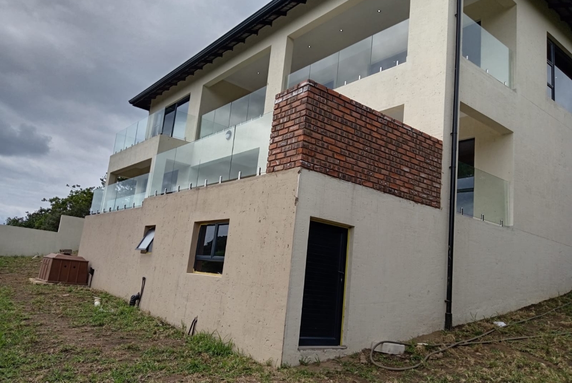 Modern 5-Bedroom Home in Tranquil Palm Kloof – Brand New & Move-In Ready