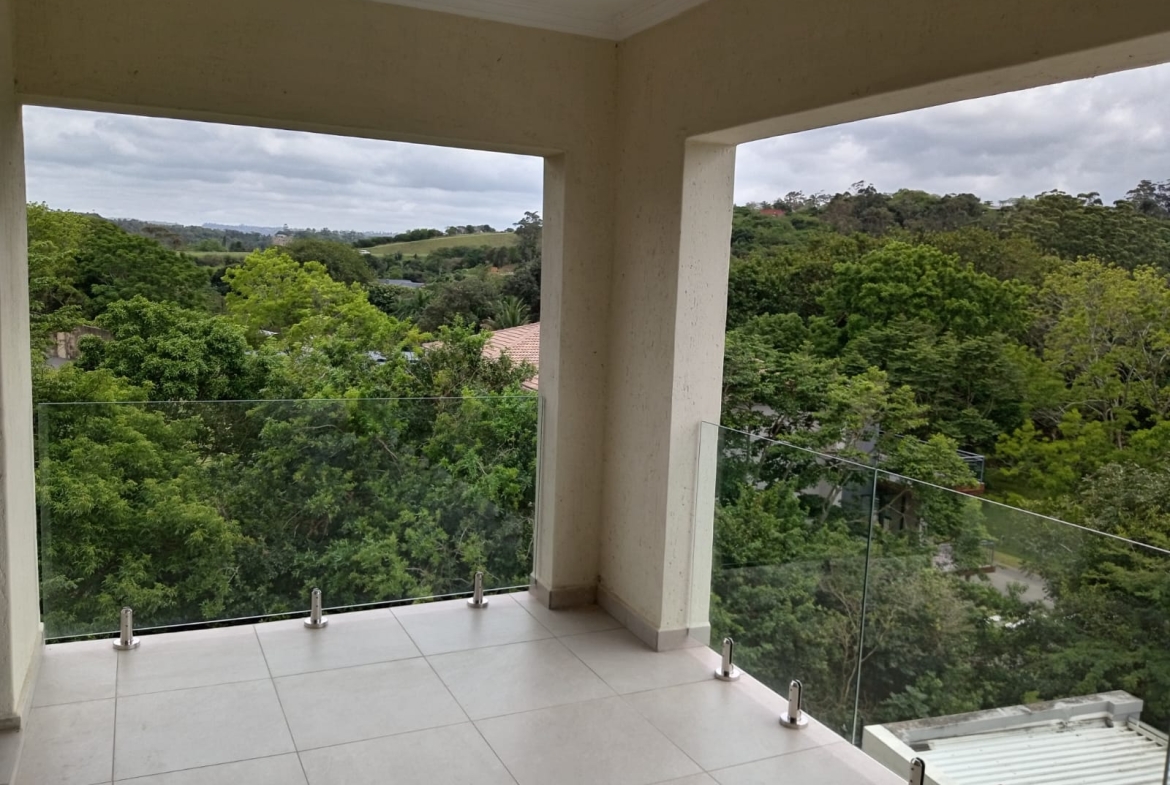 Modern 5-Bedroom Home in Tranquil Palm Kloof – Brand New & Move-In Ready