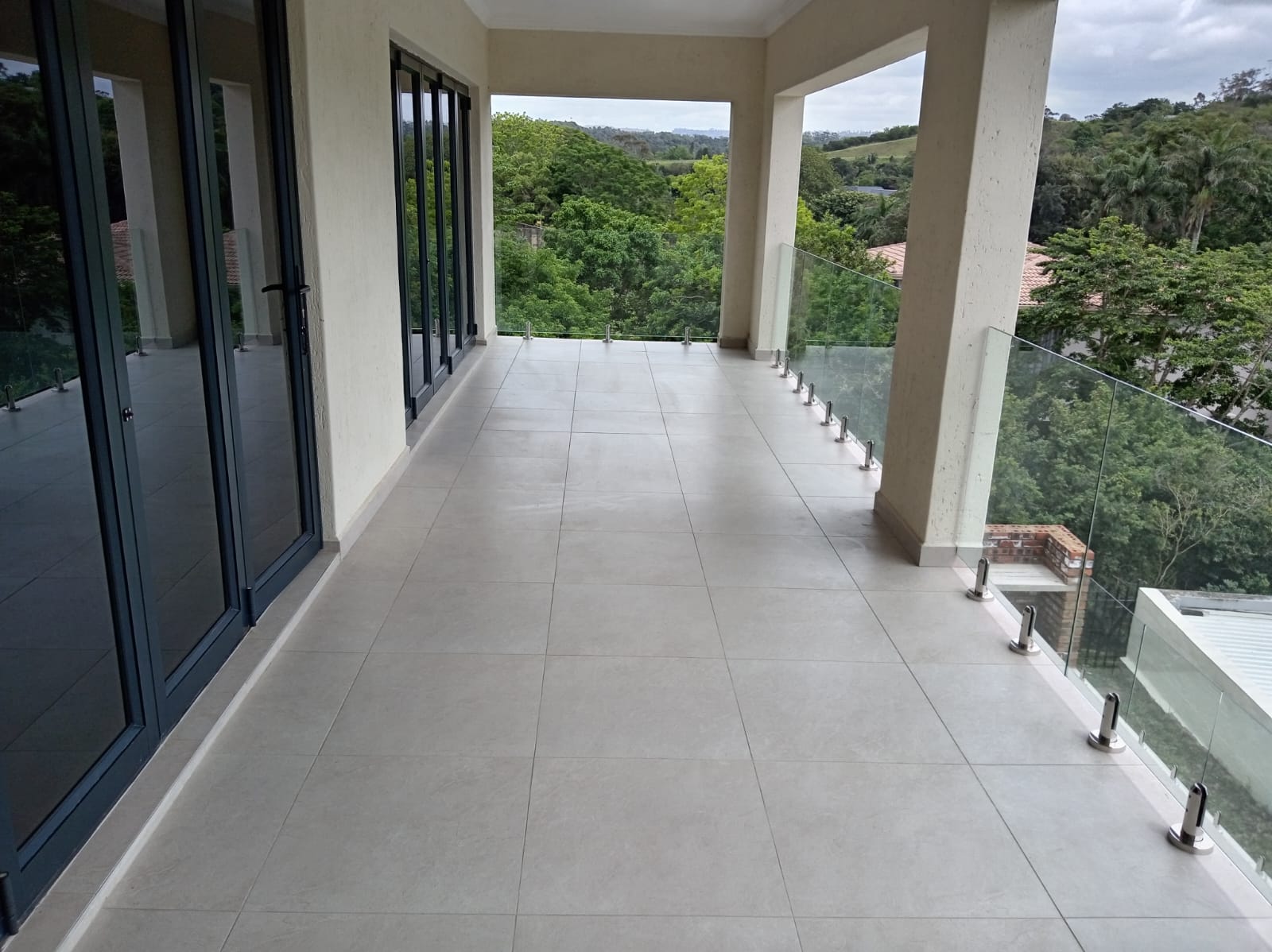 IMG-20251118-WA0140 Modern 5-Bedroom Home in Tranquil Palm Kloof – Brand New & Move-In Ready