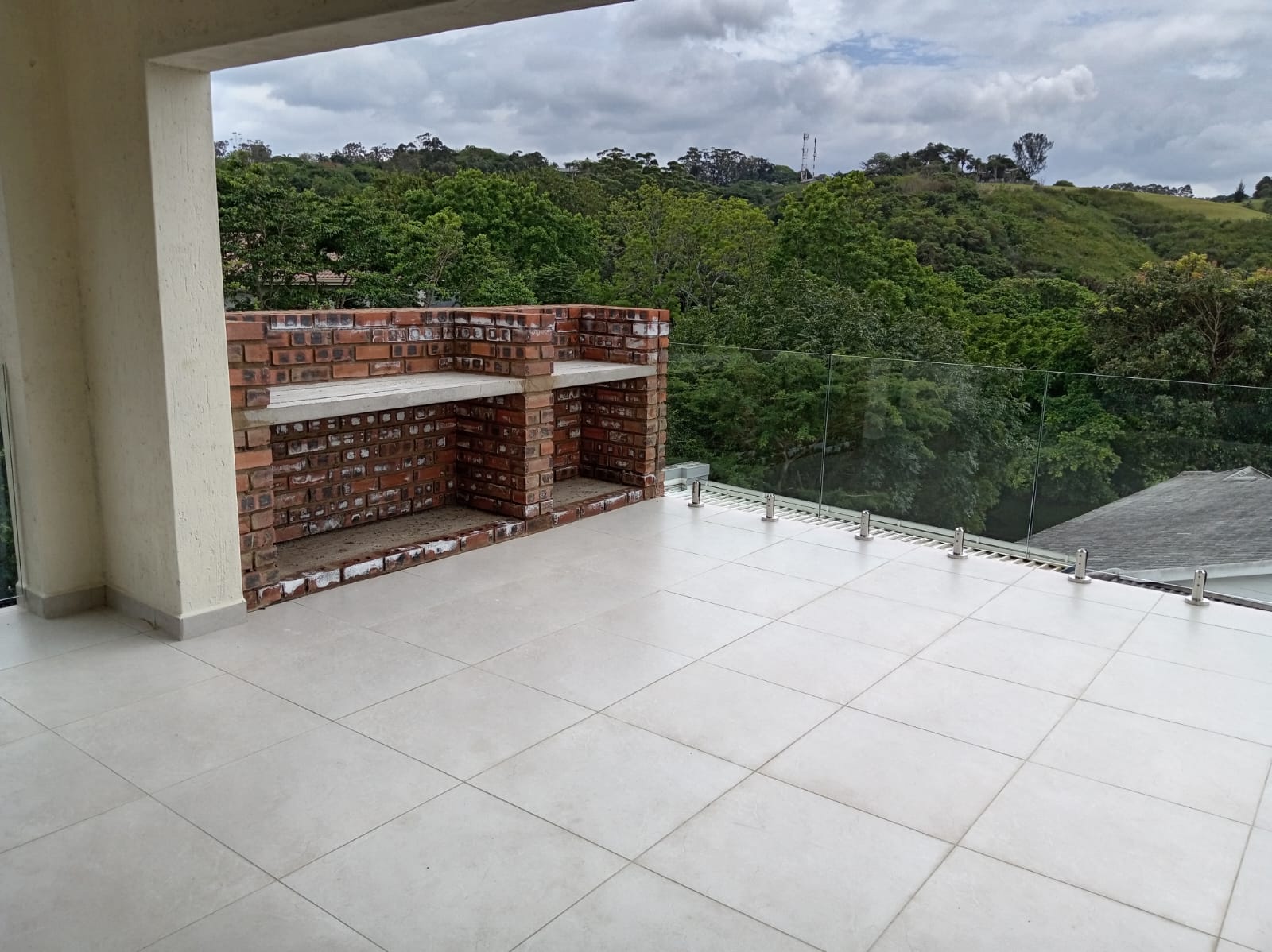 IMG-20251118-WA0145 Modern 5-Bedroom Home in Tranquil Palm Kloof – Brand New & Move-In Ready