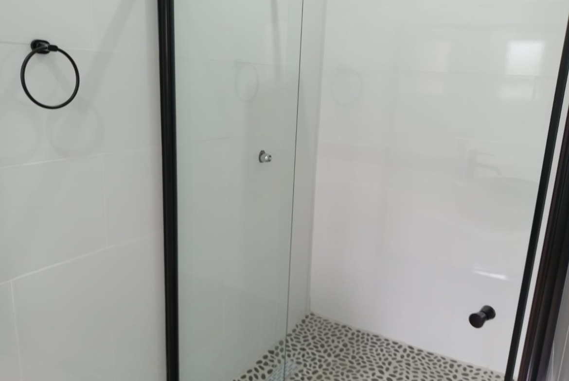 Modern 5-Bedroom Home in Tranquil Palm Kloof – Brand New & Move-In Ready