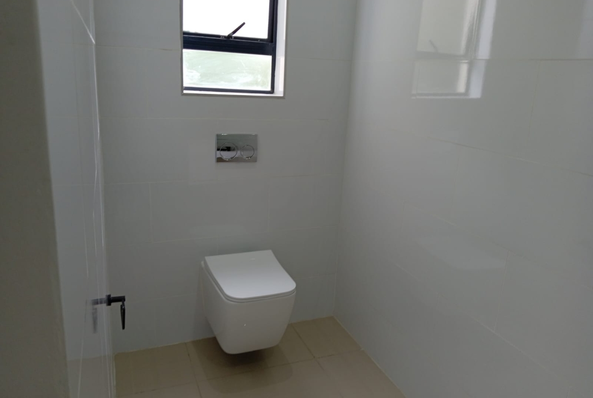Modern 5-Bedroom Home in Tranquil Palm Kloof – Brand New & Move-In Ready