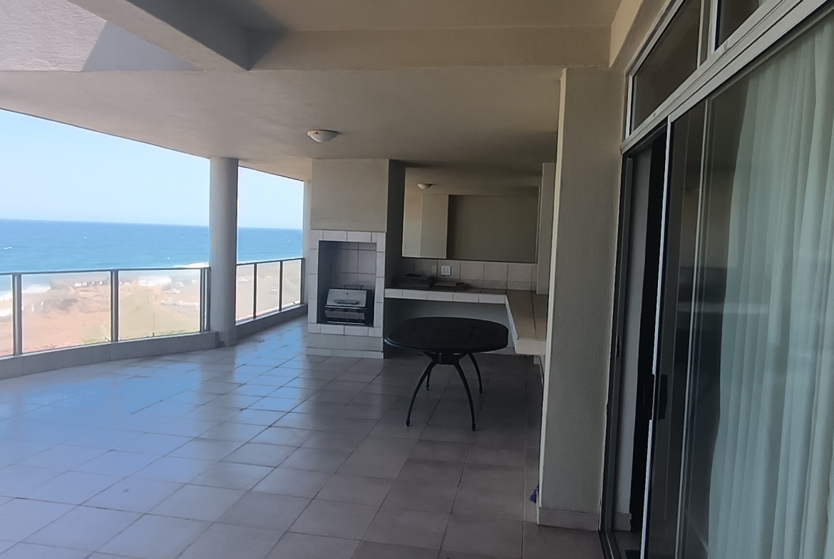 Ultra-Luxury Top-Floor Penthouse | Panoramic Indian Ocean Views