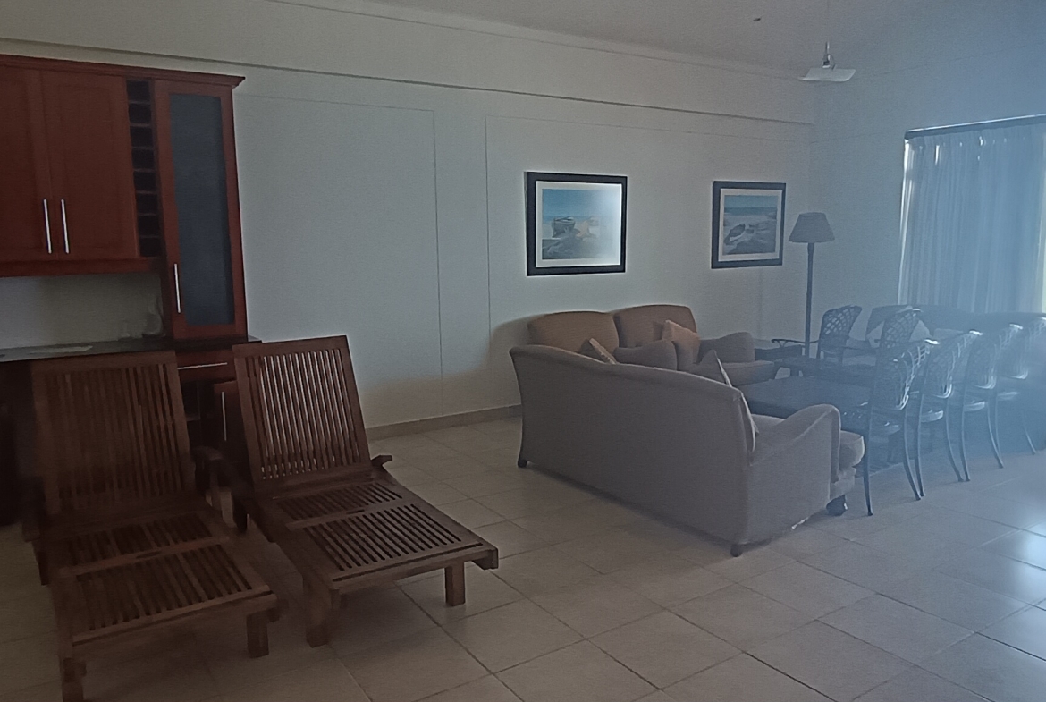 Ultra-Luxury Top-Floor Penthouse | Panoramic Indian Ocean Views