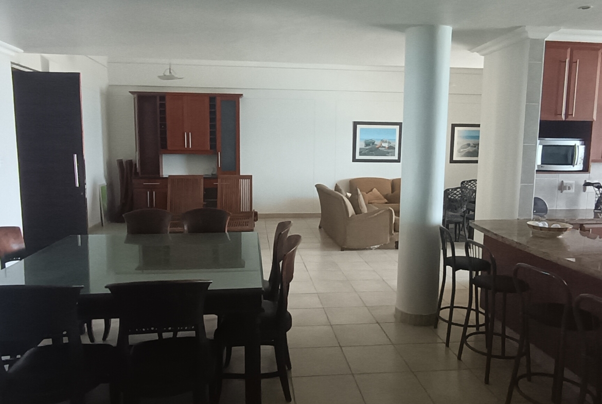 Ultra-Luxury Top-Floor Penthouse | Panoramic Indian Ocean Views