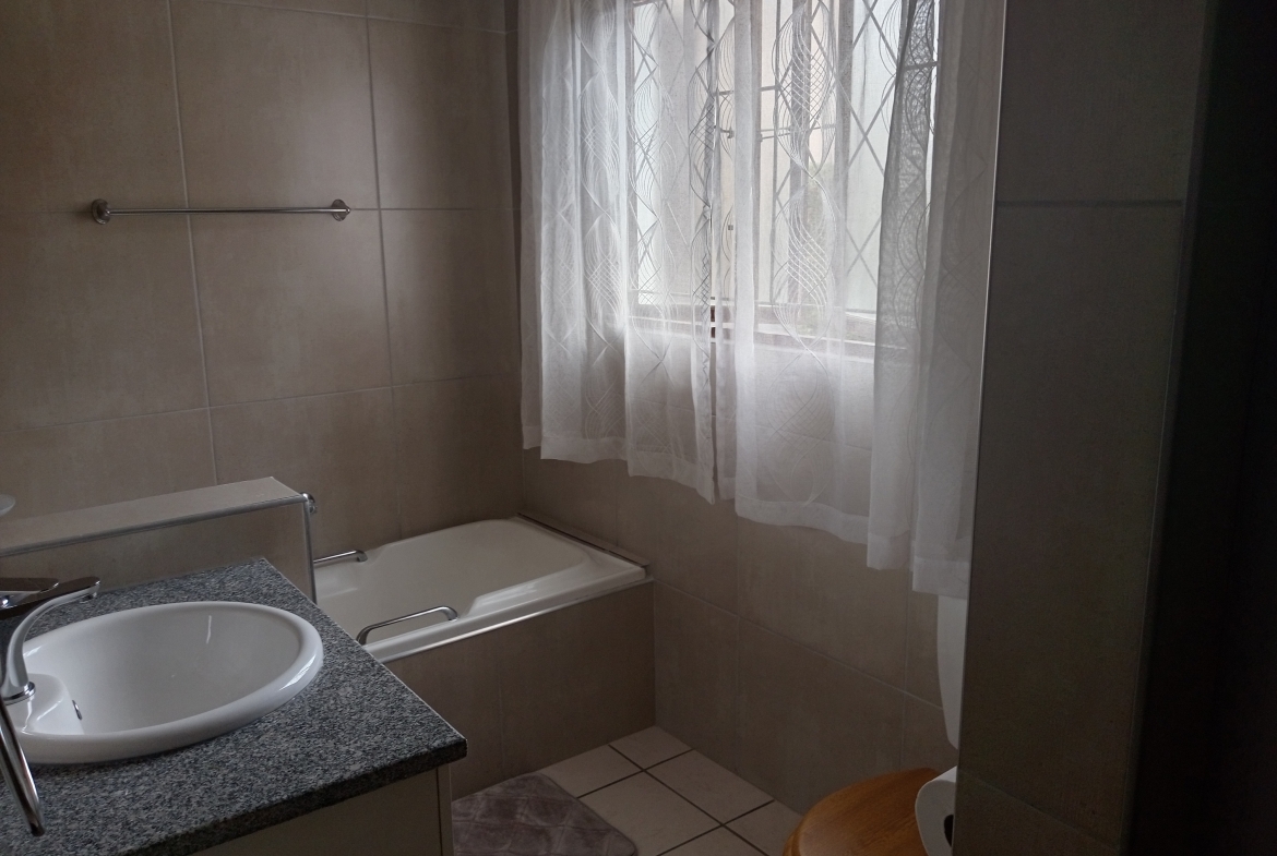 Coastal Elegance: Luxurious Living in Shelly Beach