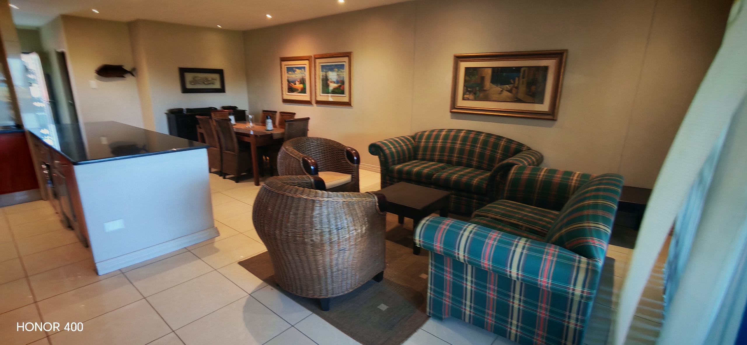 IMG_20260429_105937 Margate North Beach Gem: Expansive 4-Bedroom Coastal Sanctuary