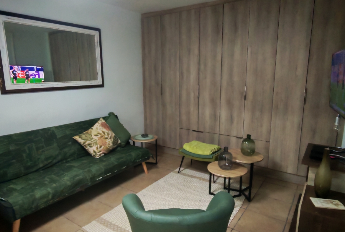 Luxury Home with distant seaview for sale in manaba