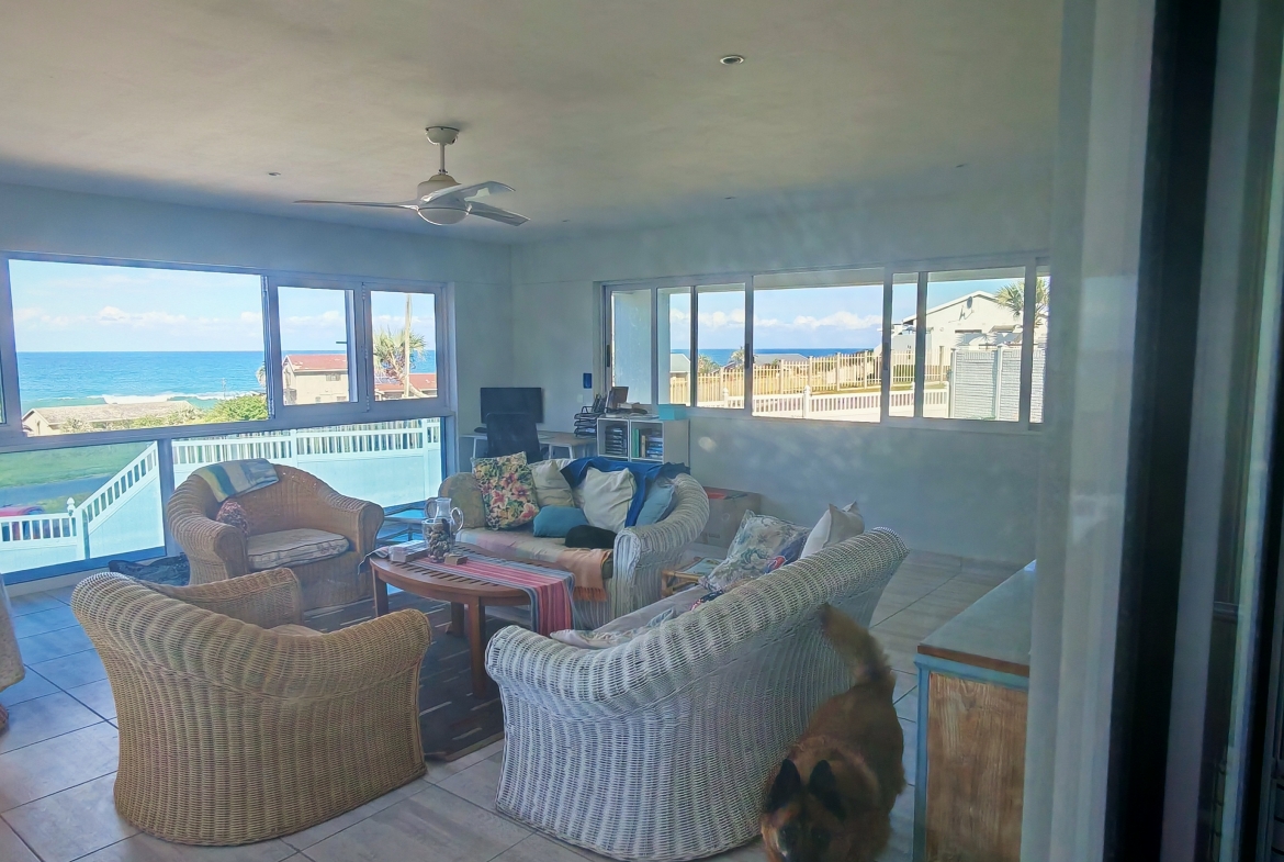 Luxury Home with distant seaview for sale in manaba
