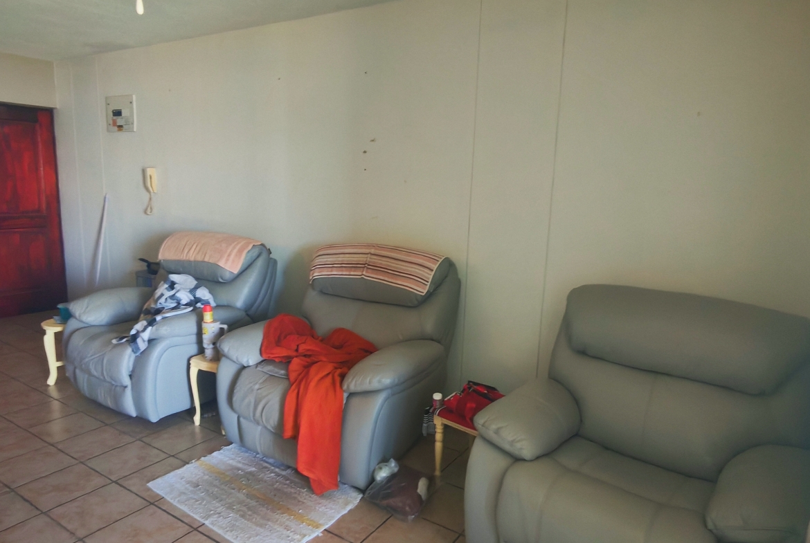 3-Bedroom Apartment with Breathtaking Sea Views in Margate
