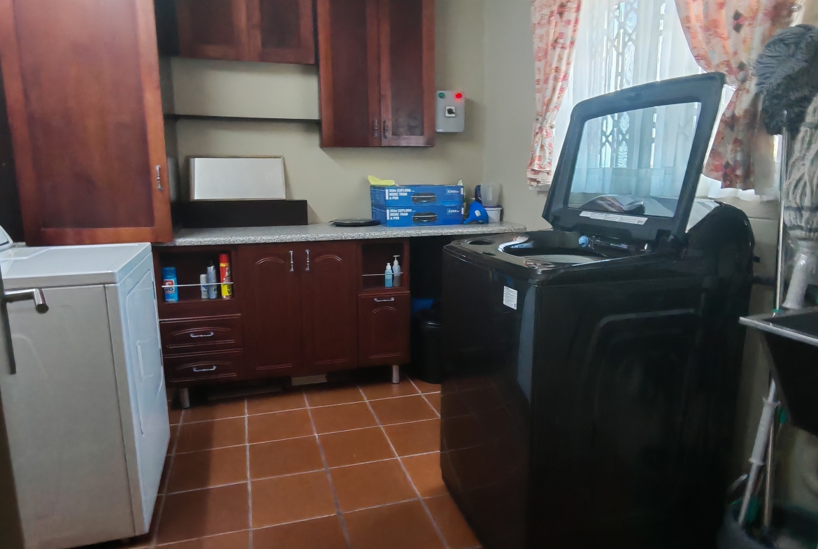 16 Bedroom apartment block for sale in Margate