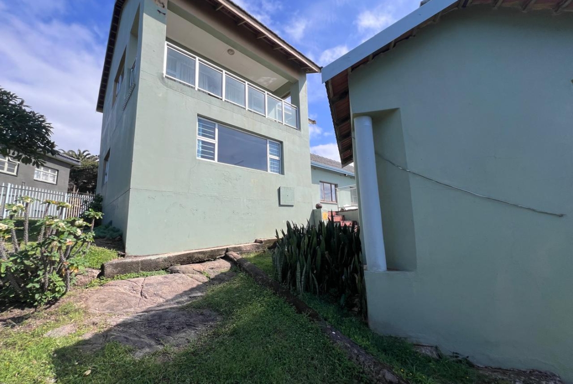 Exceptional 6 Bedroom Coastal Home with Breathtaking Sea Views for Sale