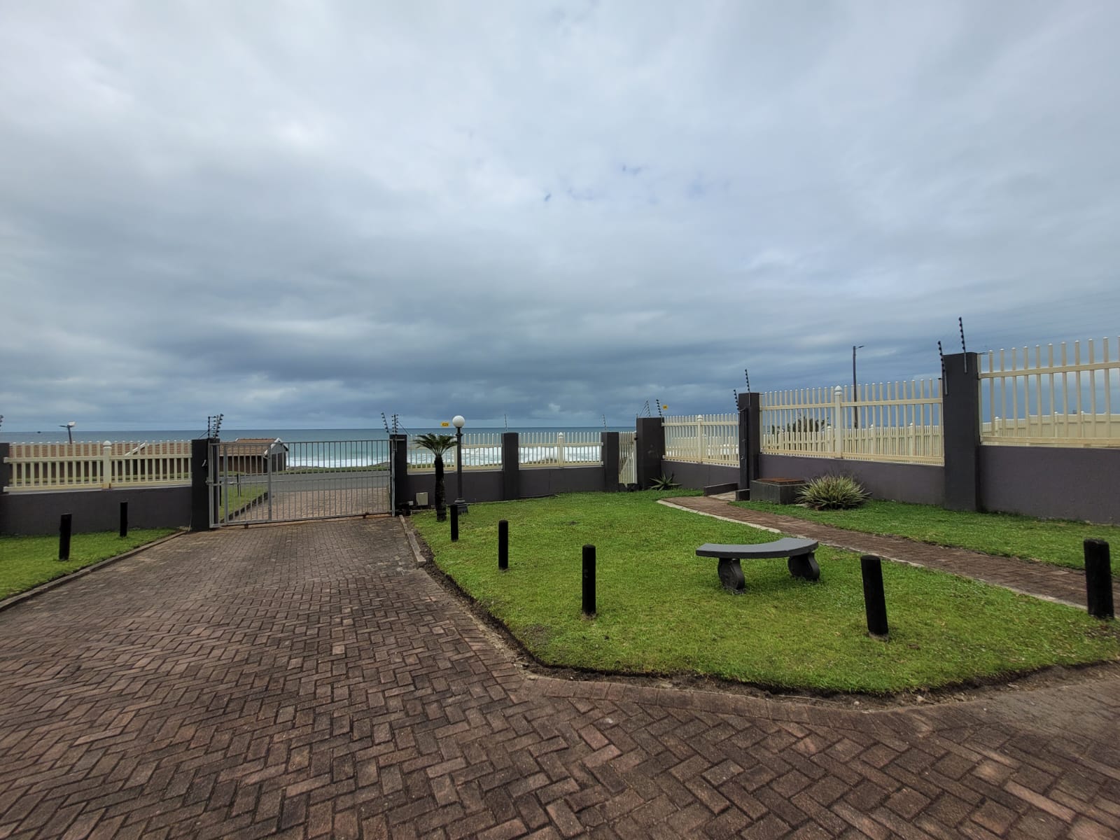 WhatsApp Image 2026-01-29 at 11.37.35 Prime Beachfront Living – Fully Furnished 2 Bedroom Apartment
