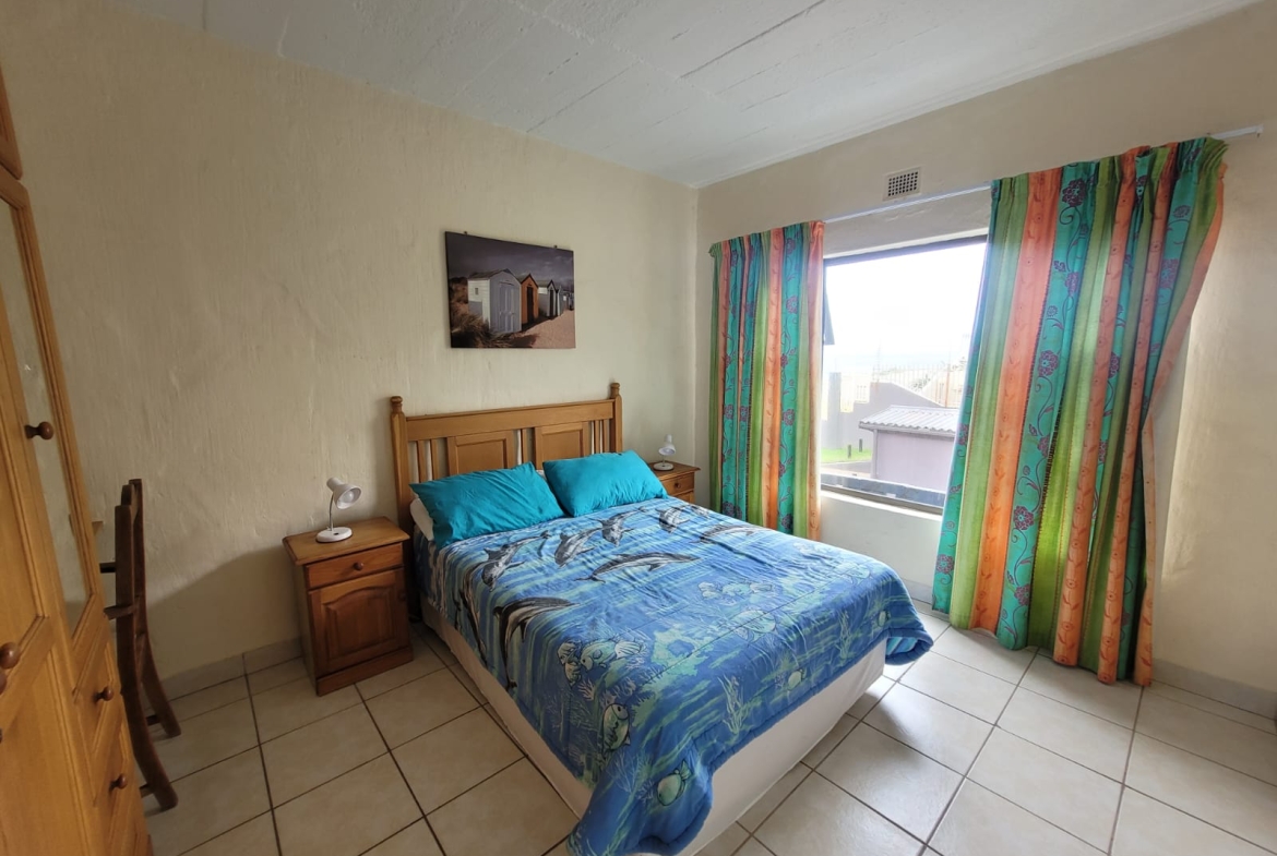 Prime Beachfront Living – Fully Furnished 2 Bedroom Apartment