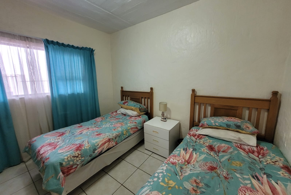 Prime Beachfront Living – Fully Furnished 2 Bedroom Apartment