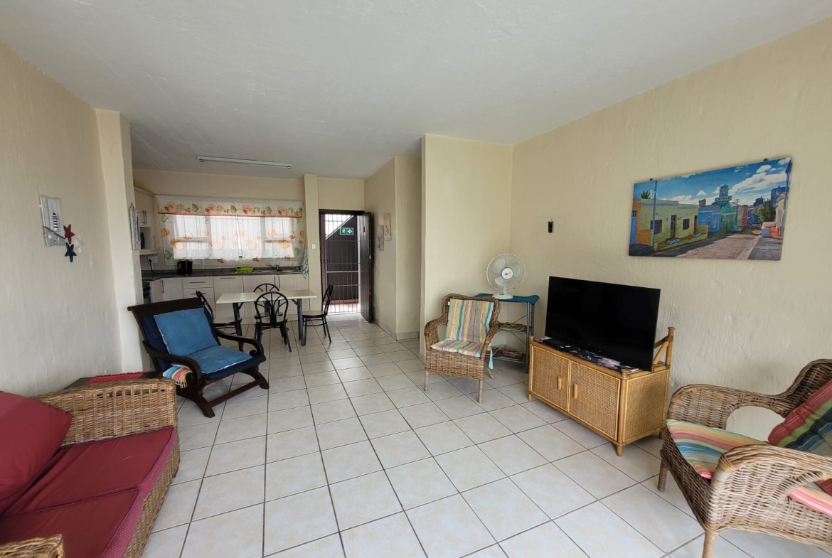 Prime Beachfront Living – Fully Furnished 2 Bedroom Apartment
