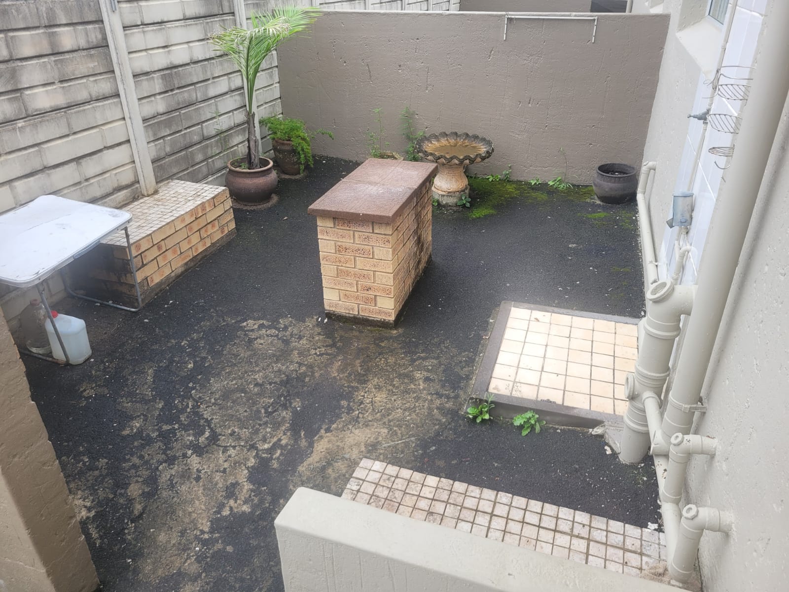 WhatsApp Image 2026-03-24 at 09.00.09 (1) Charming 2-bedroom, 2-bathroom townhouse for sale