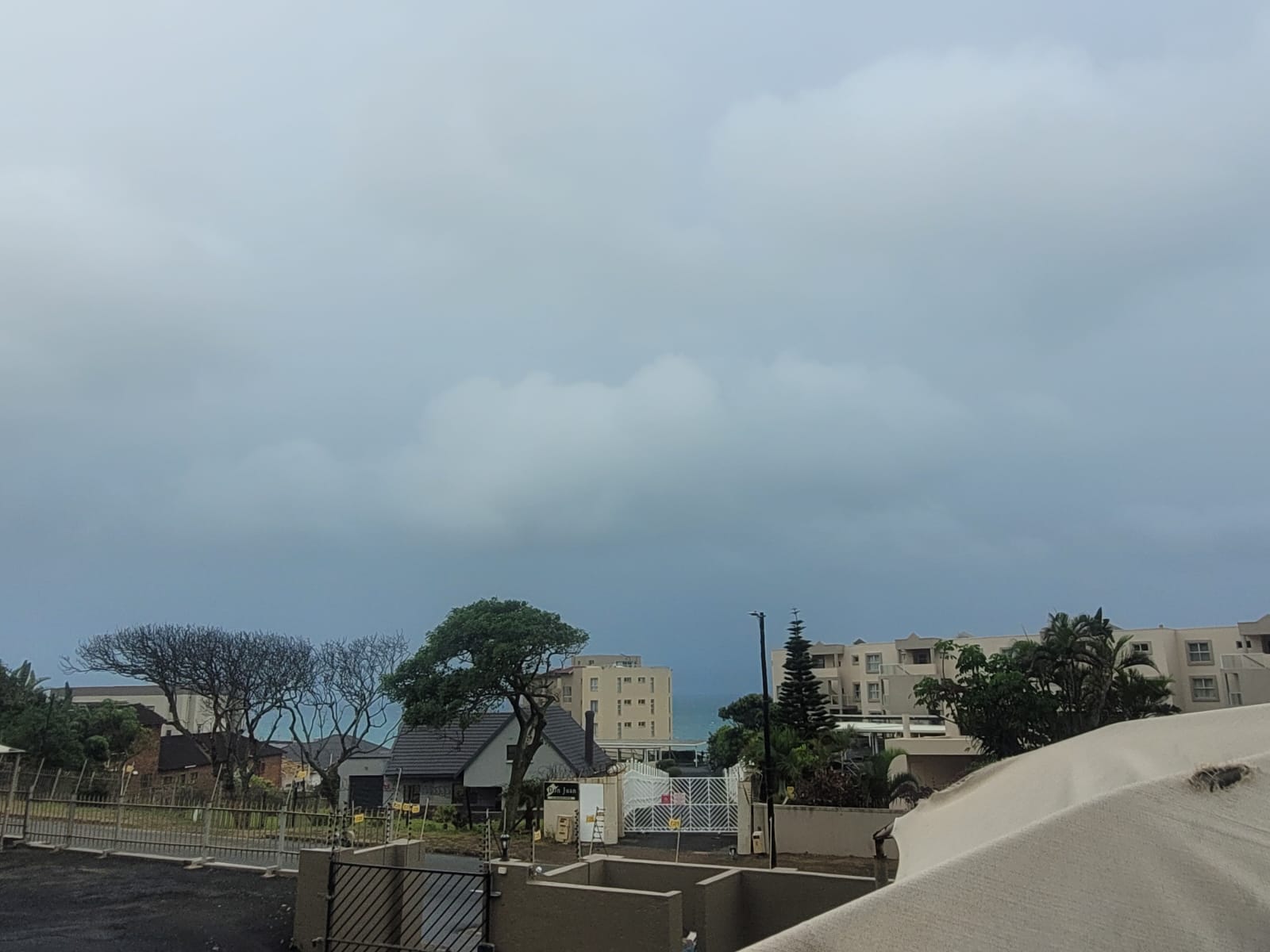 WhatsApp Image 2026-03-24 at 09.00.09 (3) Charming 2-bedroom, 2-bathroom townhouse for sale