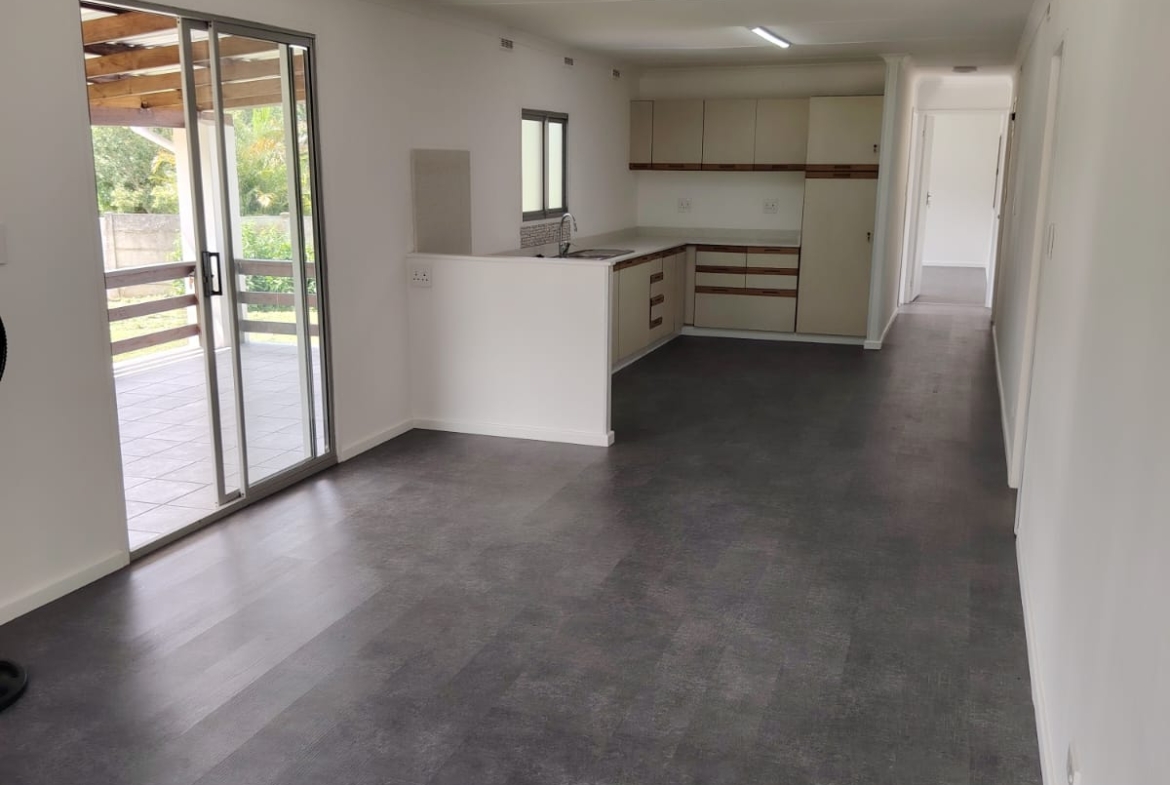 Peaceful & Secure Living – Spacious 2 Bedroom, 2 Bathroom Park Home
