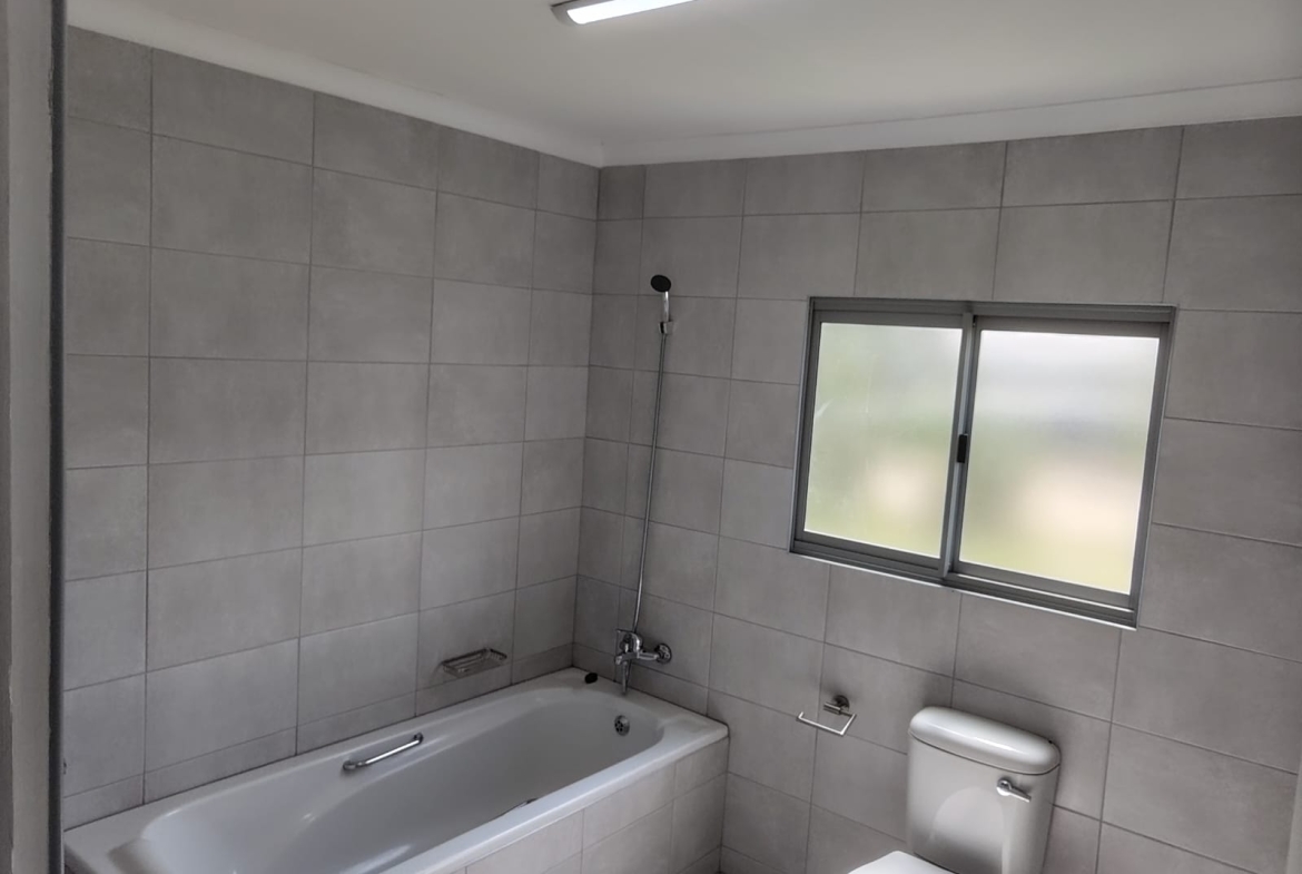 Peaceful & Secure Living – Spacious 2 Bedroom, 2 Bathroom Park Home