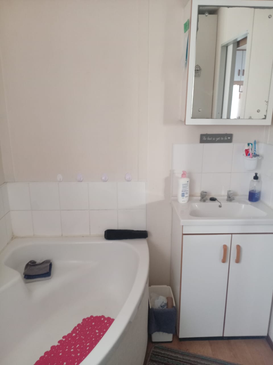 WhatsApp Image 2026-03-30 at 12.11.35 (9) Secure & Low-Maintenance Living – 1 Bedroom Park Home