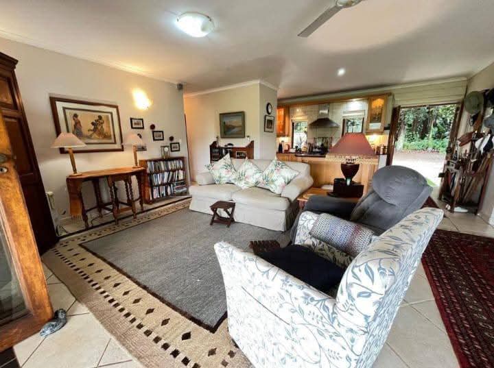 Exceptional 4.5ha Macadamia Farm with 2 Dwellings, Dam & Borehole