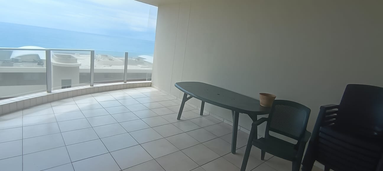 balcony 4 Oceanfront Living: 3-Bedroom Apartment with Panoramic Sea Views in Margate