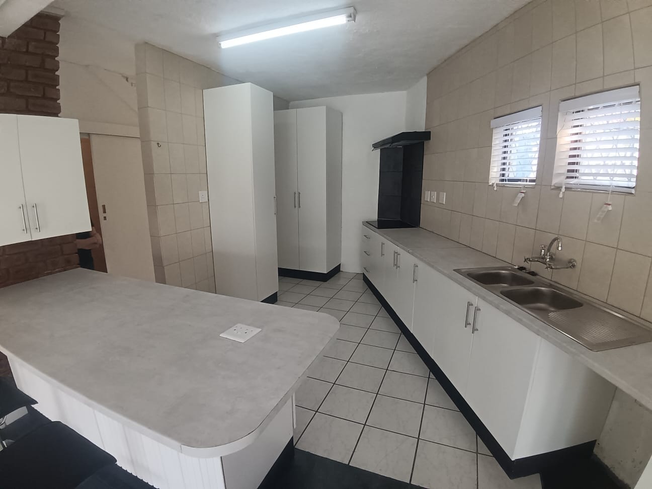 e700a3a1-655a-487b-9308-abd3beacc30c 3 Bedroom, 3 Bathroom, open plan, Manaba sea view for Sale