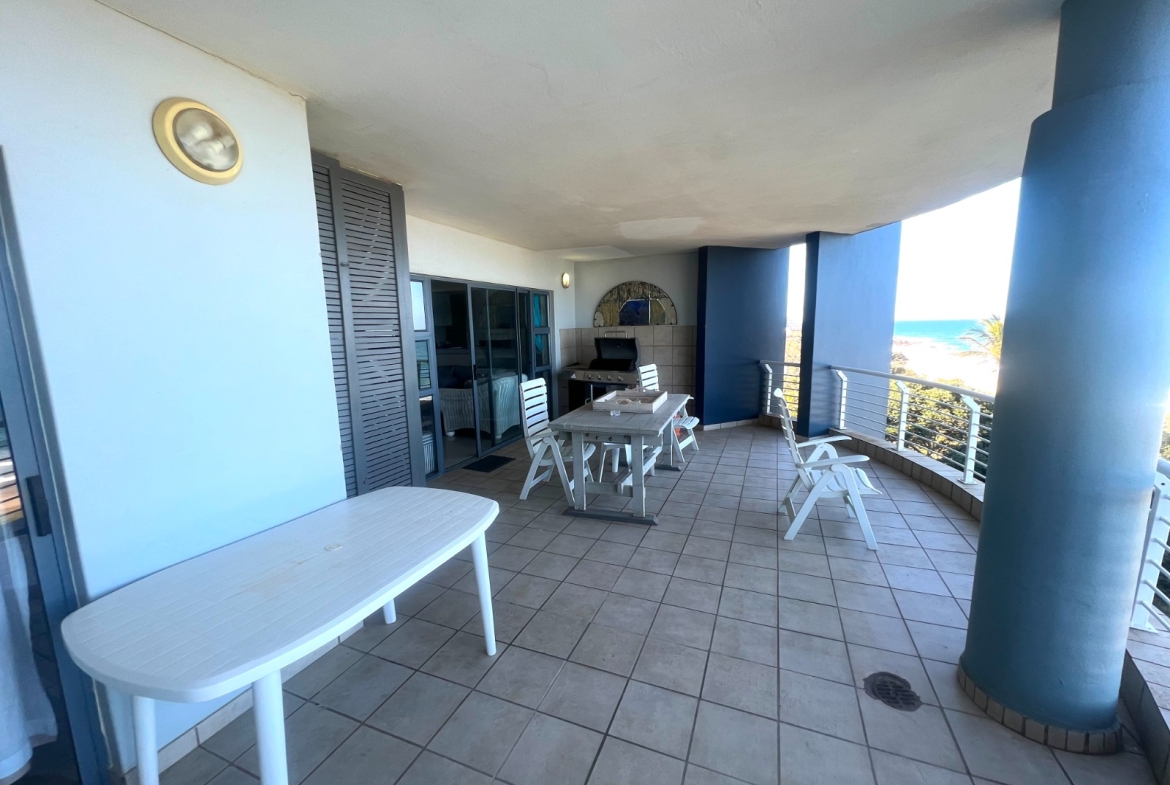 Spacious, Bright and Open 4 Bedroom Apartment For Sale