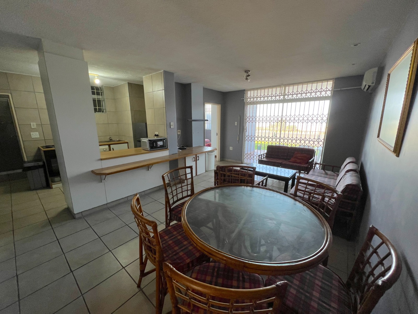f9989055-9c25-45e5-9118-98f9dfcd0199 Stylish 3-bedroom Beachside Retreat with Garden, Patio and Secure-living