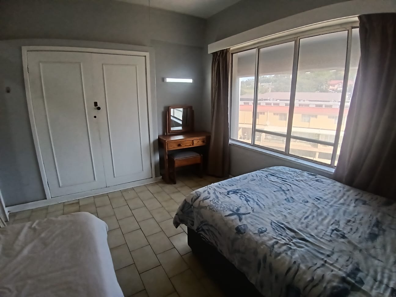 2 Bedroom, 2 Bathroom, open plan, Margate sea view for Sale