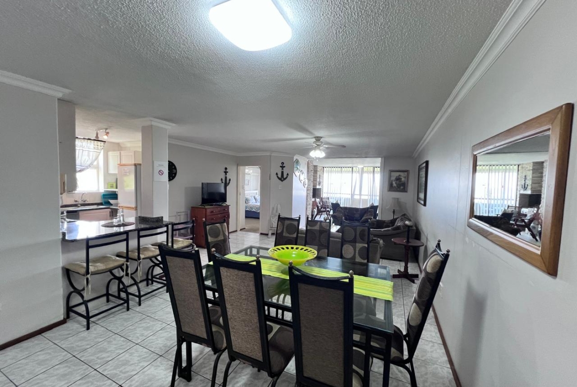 Fully Furnished Pet Friendly 3 Bedroom Apartment with Spectacular Sea Views