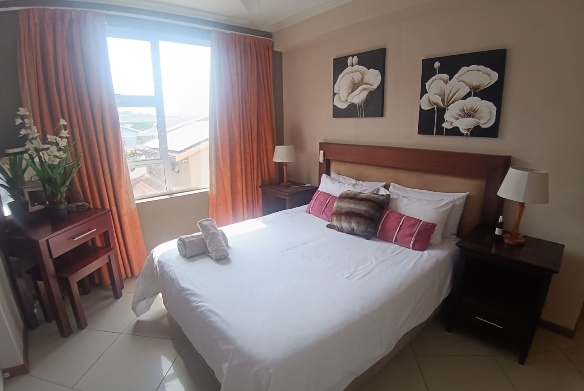 3 Bedroom, 2 Bathroom, Open Plan, Margate Sea view for Sale