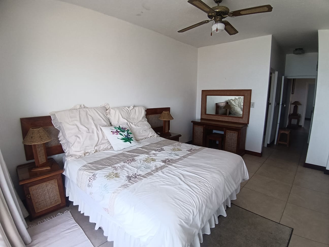 0f191a71-a239-45bb-a3f3-48c683e94ff8 3 Bedroom, 2 Bathroom, open plan, Margate sea view for Sale