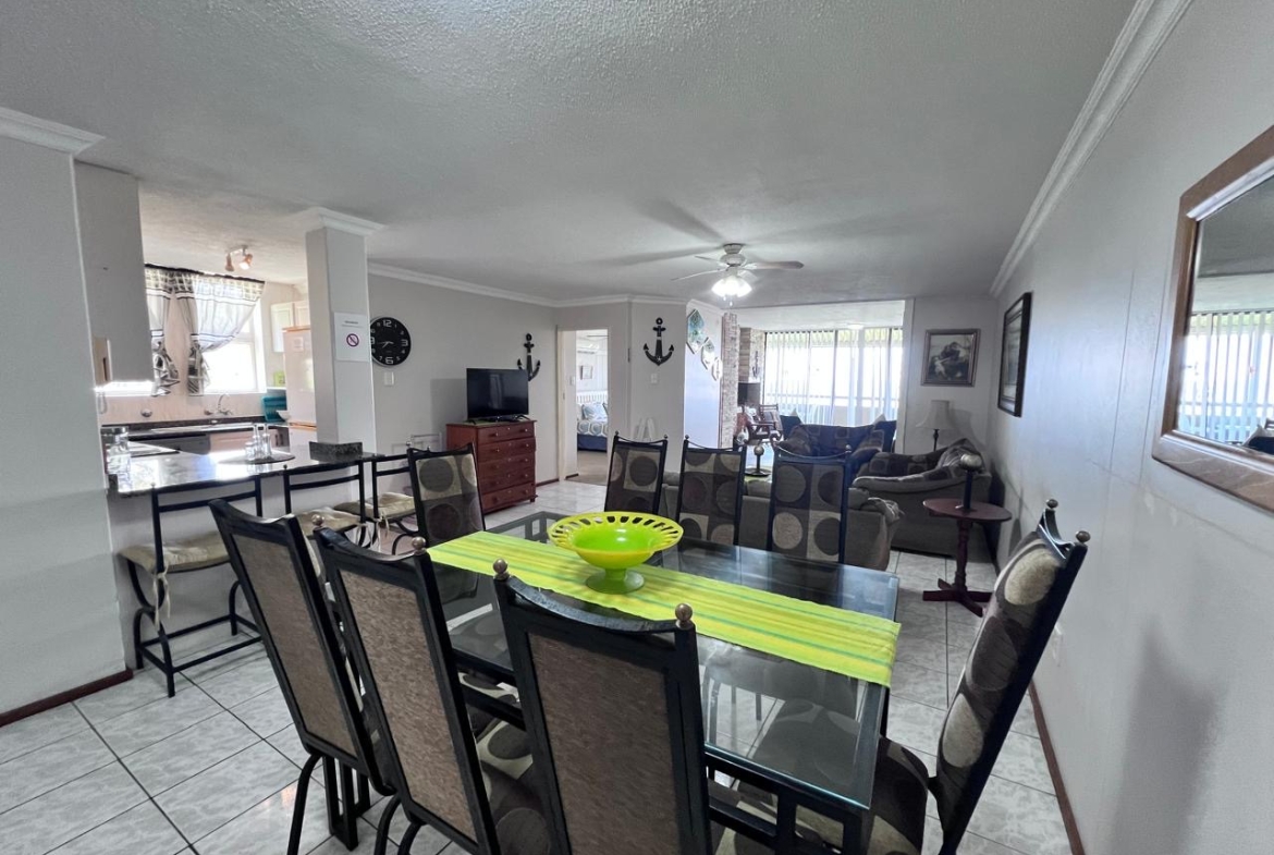 Fully Furnished Pet Friendly 3 Bedroom Apartment with Spectacular Sea Views