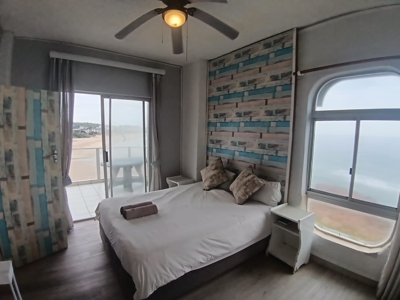 2 Bedroom, 2 Bathroom, open plan, Margate Sea view for Sale